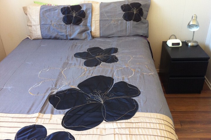 Room 10 of 23