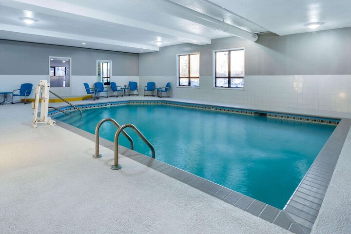 Pool 5 of 23