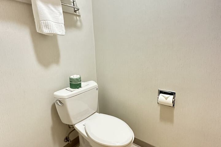 Timberland Inn & Suites