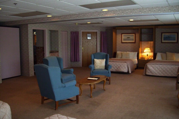 Room 21 of 65