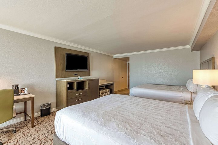 Room 92 of 150