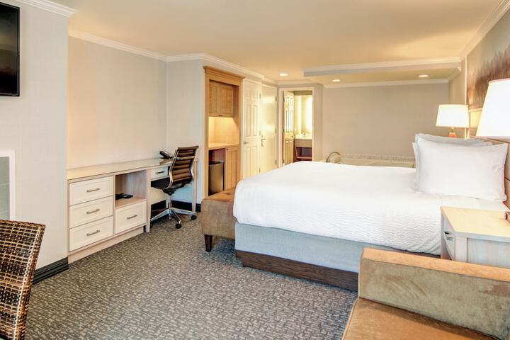 Hallmark Resort - Cannon Beach