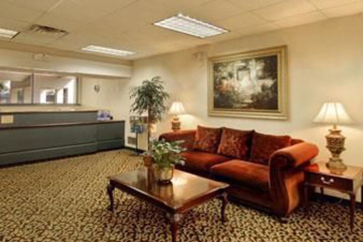 HOWARD JOHNSON INN & SUITES CO