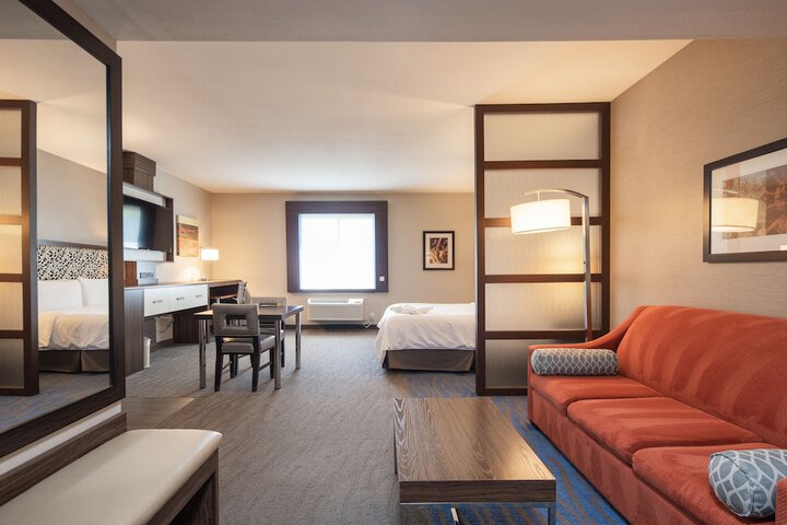 Room 22 of 51