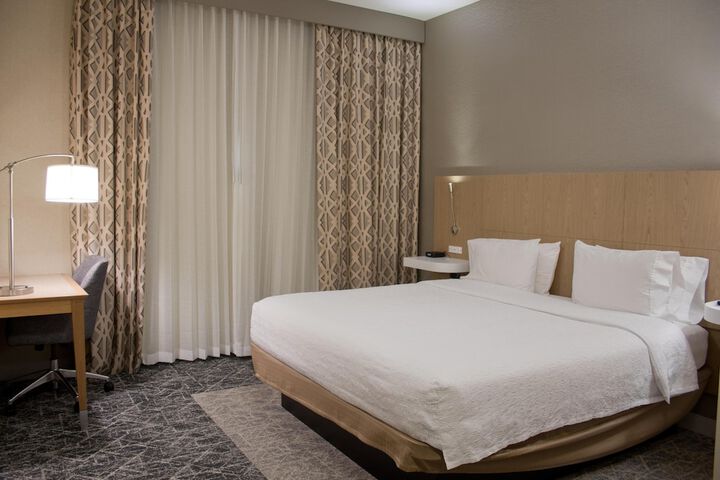 Hampton Inn & Suites Denver-Speer Boulevard