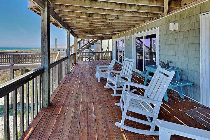 Paradise Palms by Topsail Realty