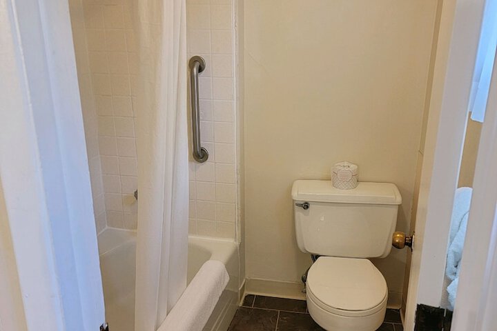 Room 14 of 72