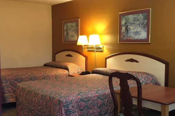 Room 21 of 36