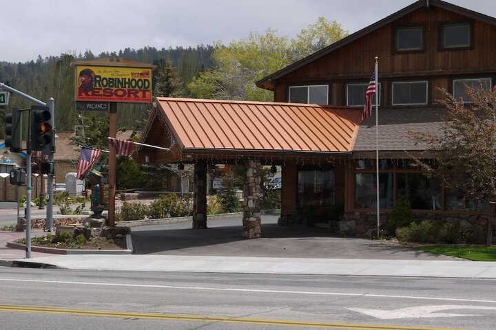 Robinhood Resort
