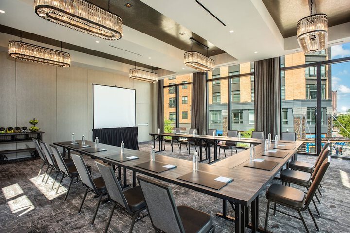 The Row Hotel at Assembly Row Autograph Collection