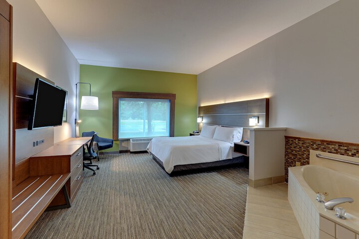 Room 27 of 52