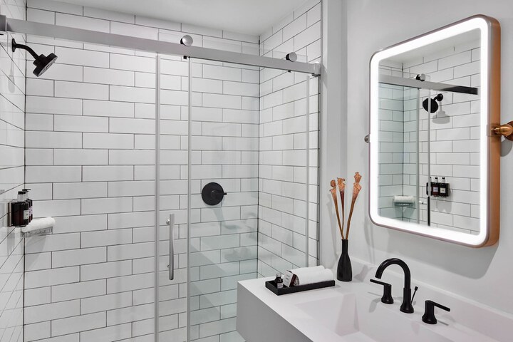The Casso Raleigh, a Tribute Portfolio Hotel