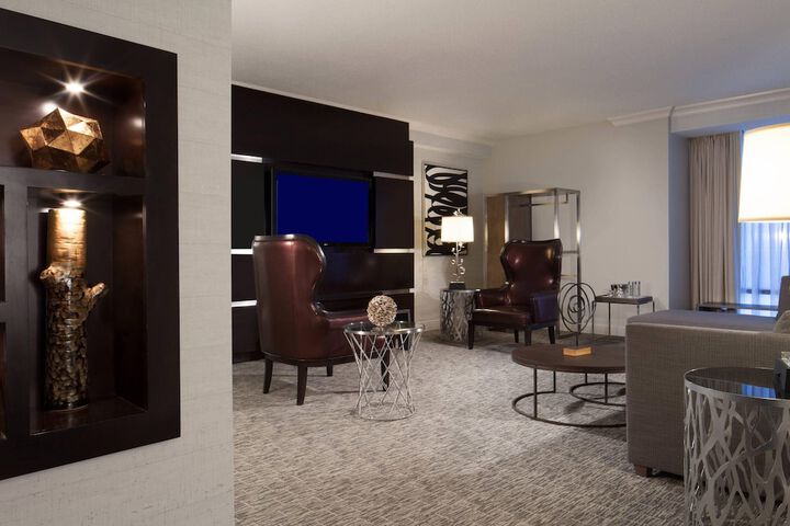 Room 41 of 77