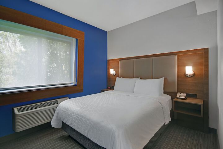 Room 29 of 46