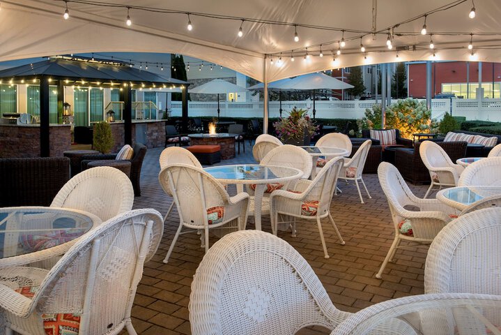 Terrace/Patio 36 of 37