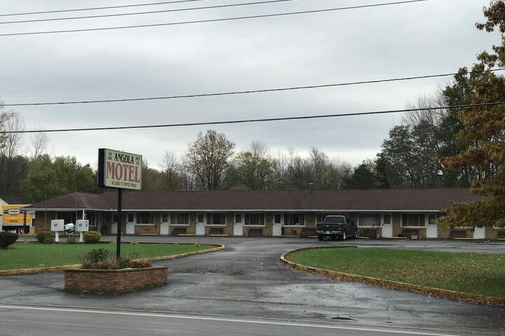 Hotel 2 of 12