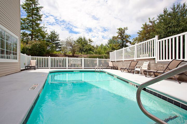 Pool 2 of 11