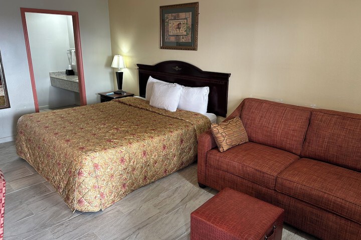 Howards Inn Motel