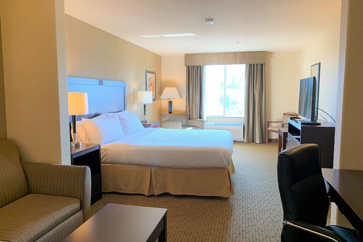Holiday Inn Express Hotel & Suites FRESNO NORTHWEST-HERNDON by IHG