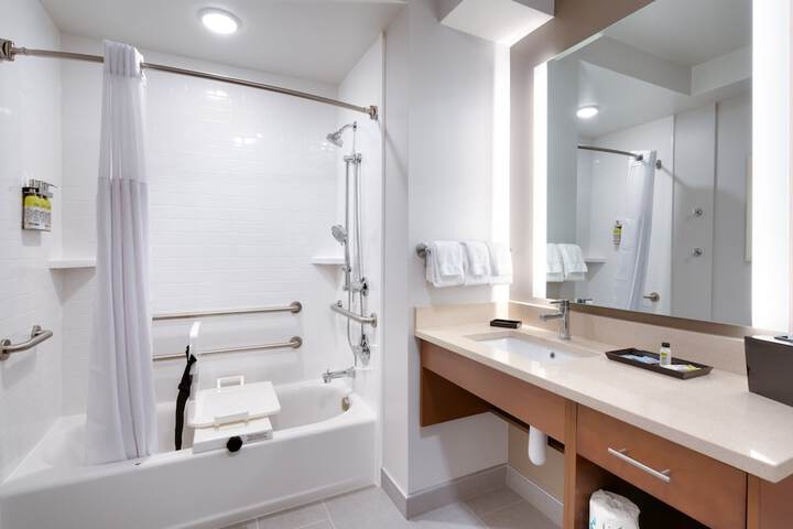 Staybridge Suites Lehi - Traverse Ridge Center by IHG