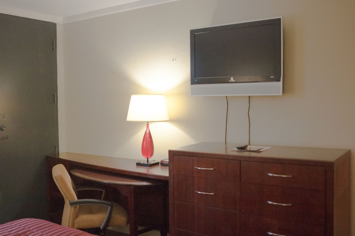 Room 13 of 22