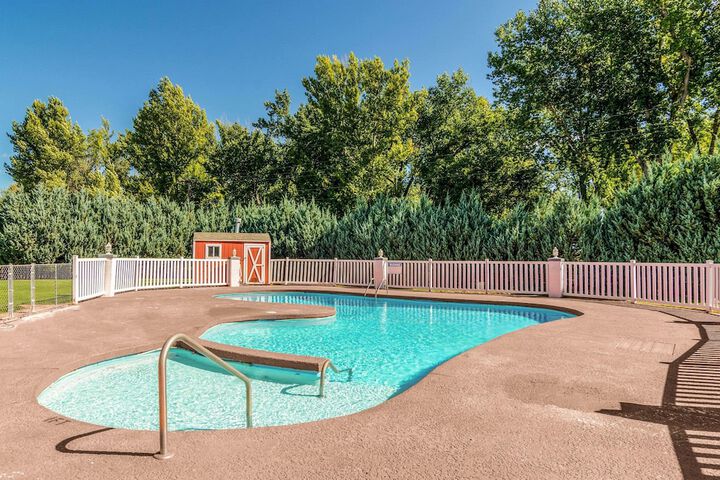 Pool 7 of 62