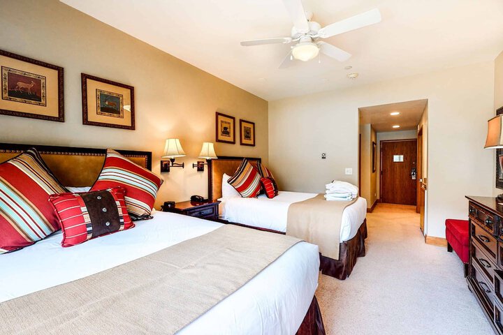Room 147 of 222