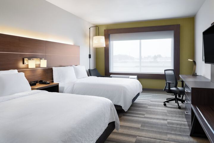Holiday Inn Express & Suites Madison West - Middleton by IHG