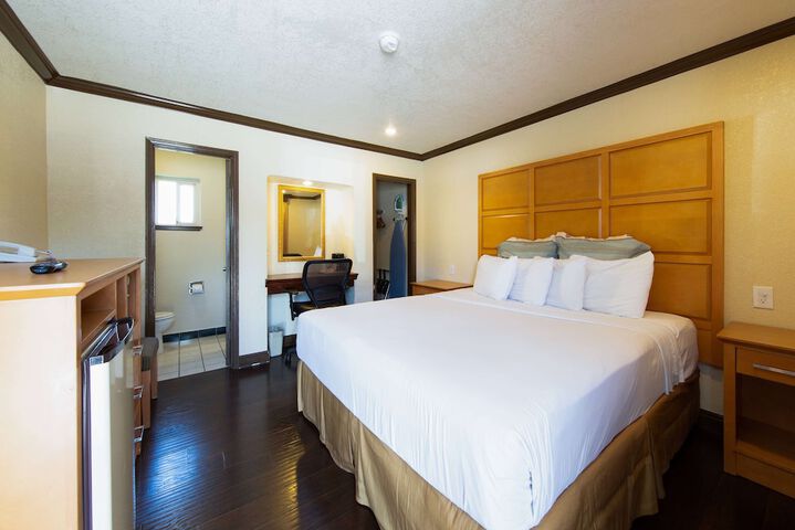 Room 19 of 29
