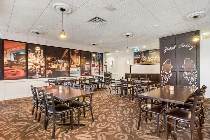Days Inn by Wyndham Airdrie