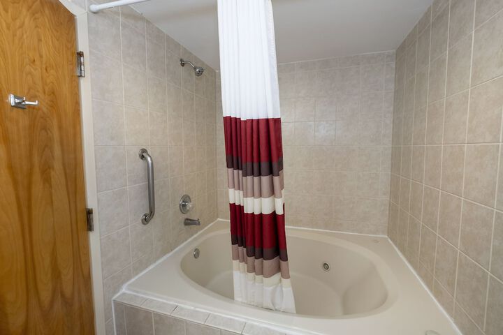 Room 14 of 46