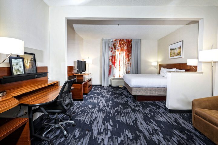 Fairfield Inn & Suites Charleston North / Ashley Phosphate
