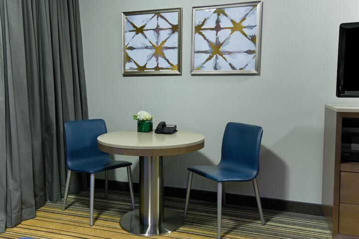 Room 33 of 58
