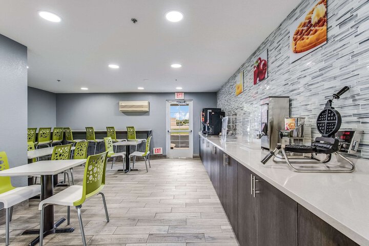 Quality Inn Owatonna Near Medical Center