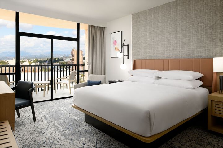Room 21 of 89