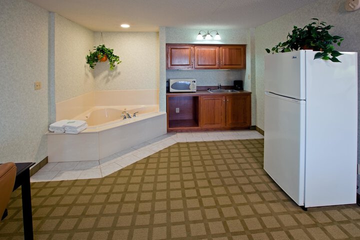 Room 26 of 60