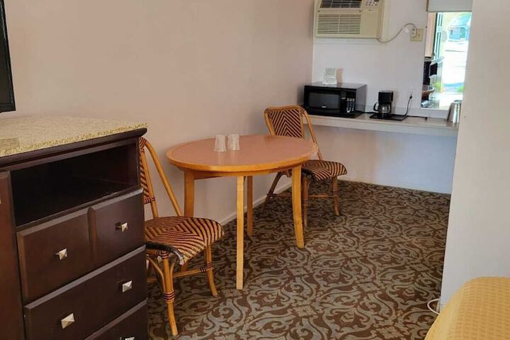 Room 35 of 50