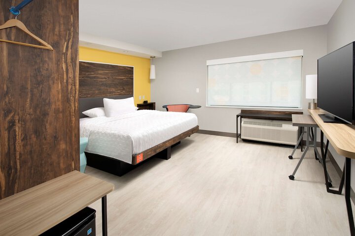 Room 18 of 31