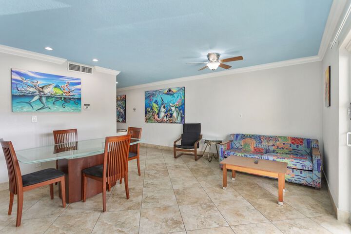 Bay Palms Waterfront Resort - Hotel and Marina