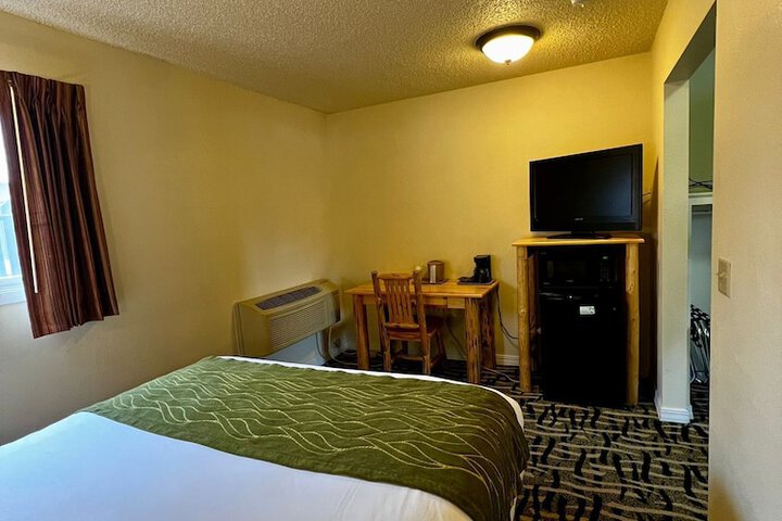 Cody Legacy Inn & Suites