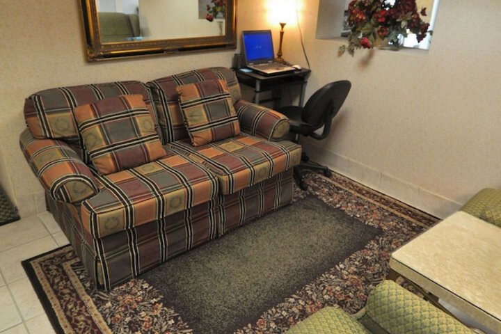 Hillside Inn