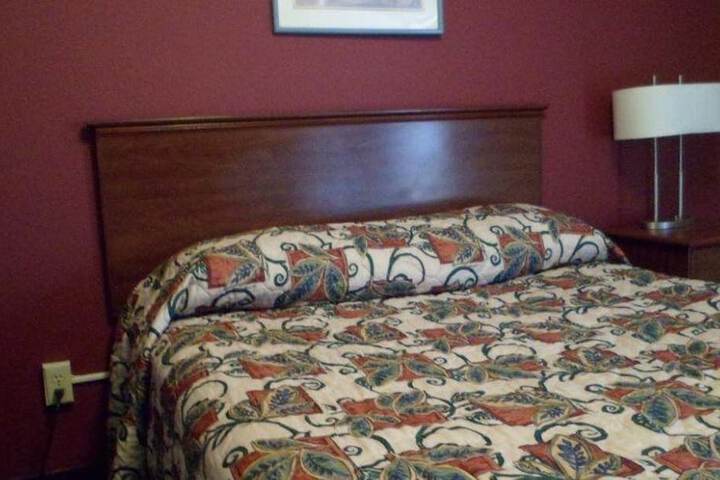 Room 12 of 14