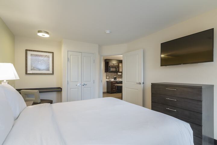 Room 31 of 38