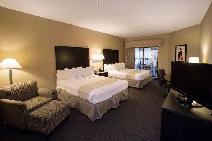 Room 40 of 103