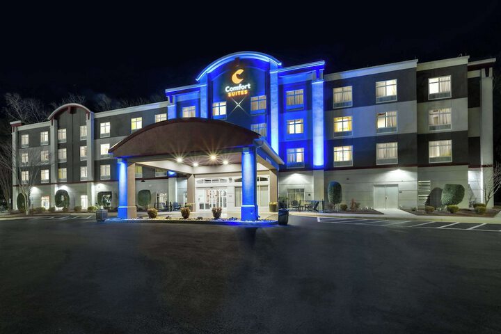 Hotel 4 of 49