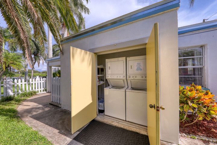 BeachTrail Lodging