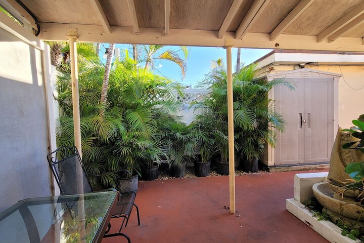 Hotel 10 of 90