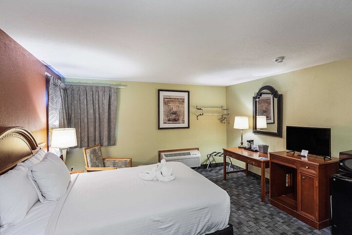Room 34 of 36