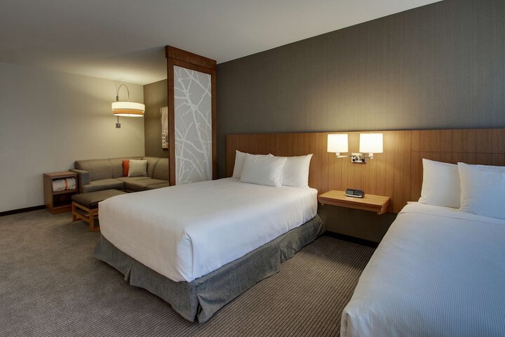 Room 45 of 113