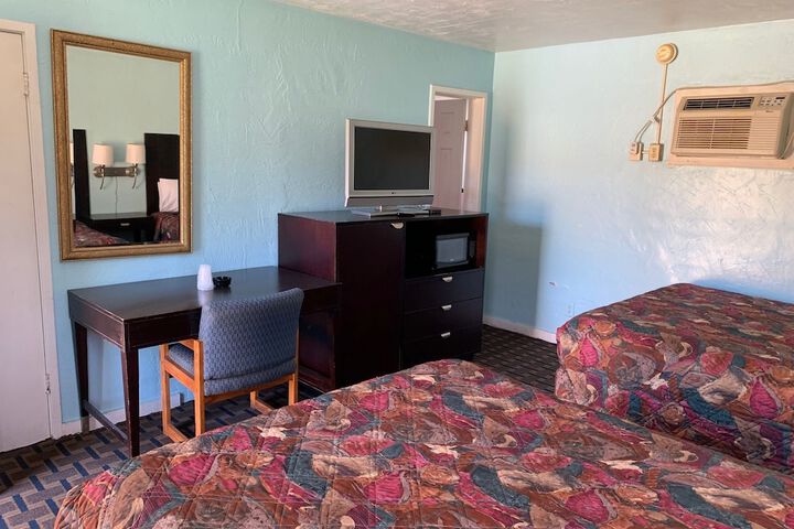 Room 18 of 22